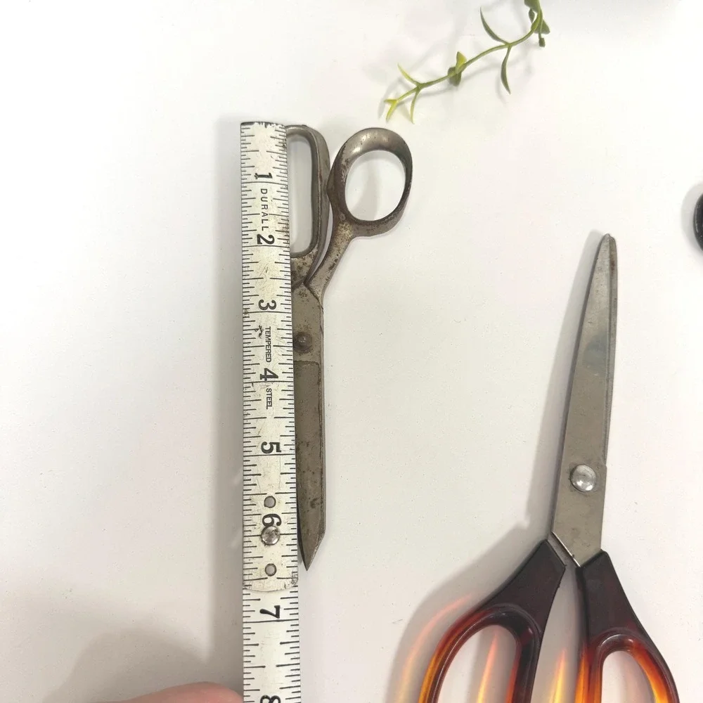 Vintage scissors set of 3